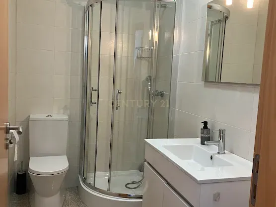 Moradia em condominio fechado com piscina - Image 30