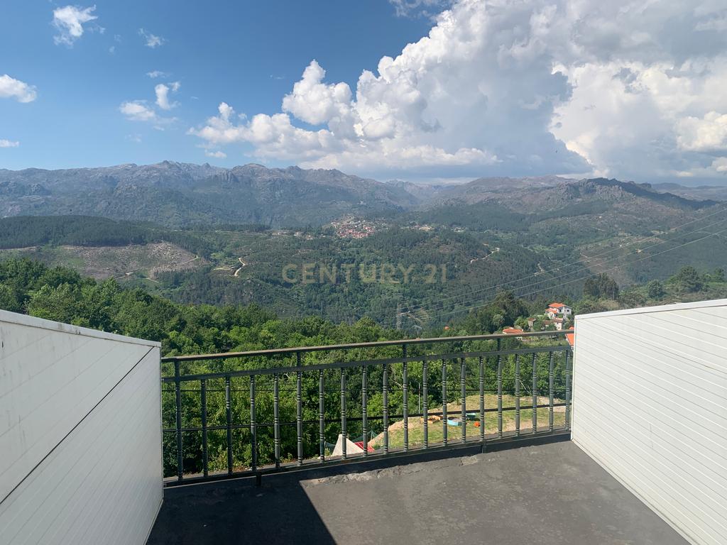 Propriedade a venda na zona Geres c/2 quartos - Image 6