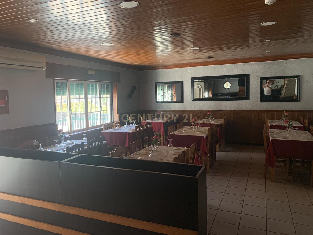 Mini Hotel à Venda na Zona do Gerês como 18 quartos , Restaurante, Cafe,l - Image 40