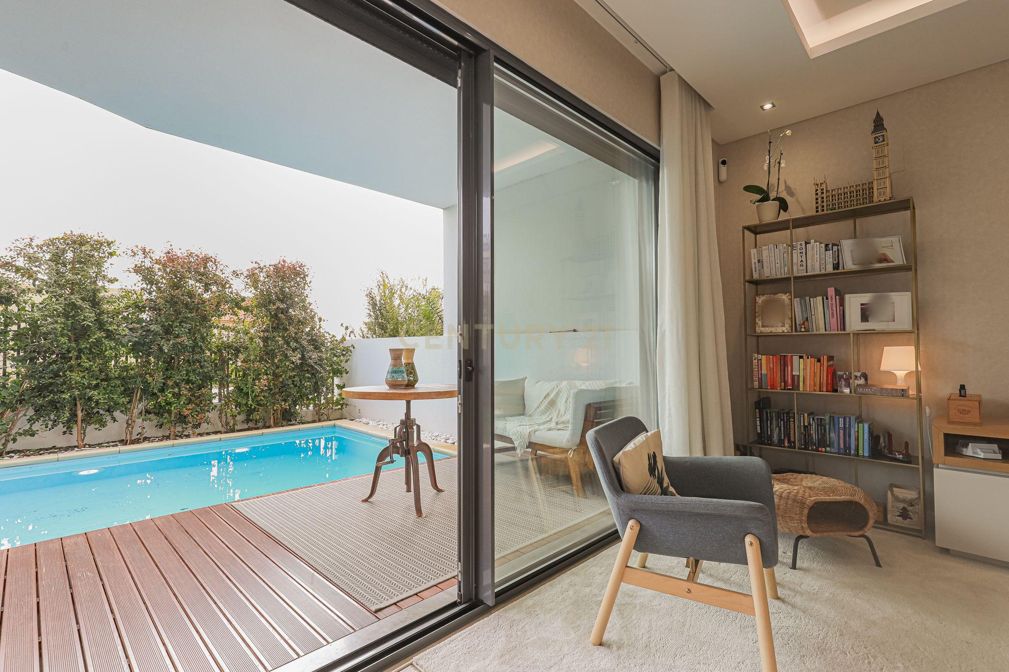 FANTASTICA MORADIA T4 EM CARCAVELOS ,PISCINA,JARDIM BOAS AREAS,LOCALIZAÇÃO PRIVILEGIADA,E OTIMA EXPOSIÇÃO SOLAR! - Image 4