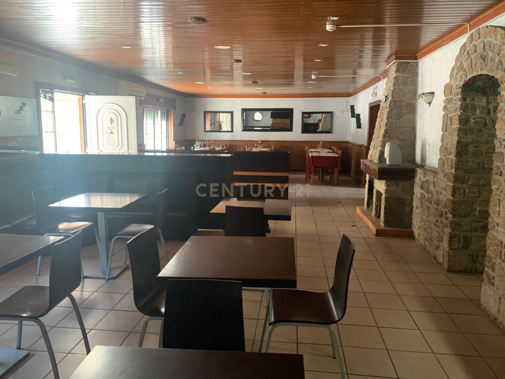 Mini Hotel à Venda na Zona do Gerês como 18 quartos , Restaurante, Cafe,l - Image 7