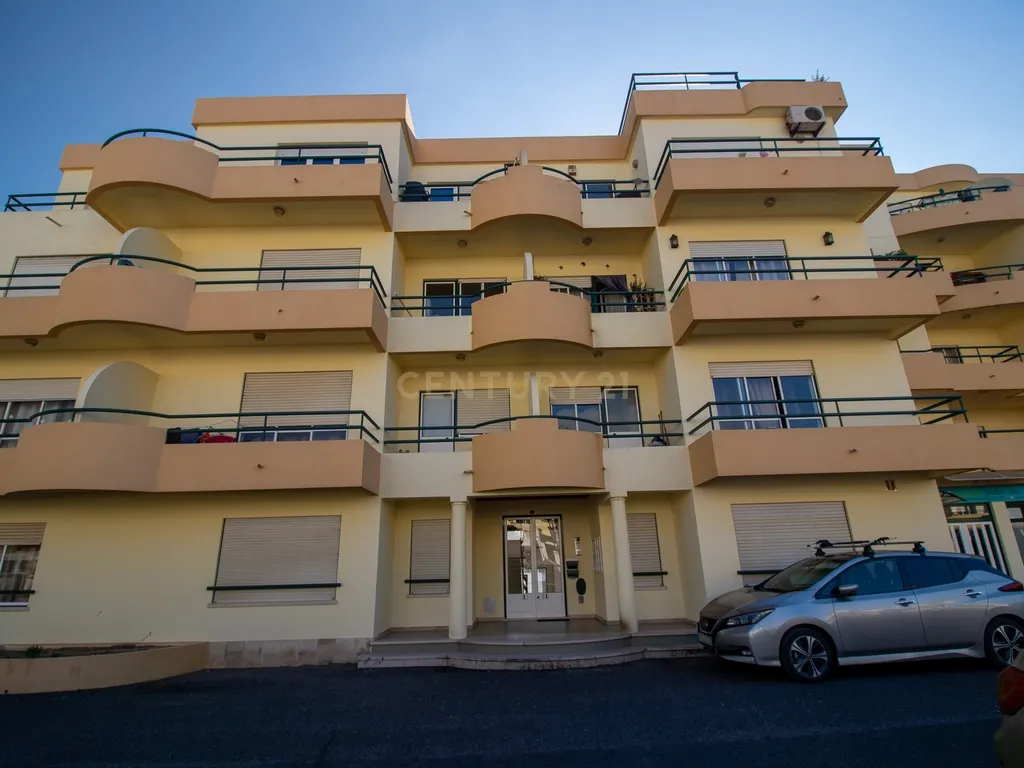 Venda de Apartamento + Parqueamento - Image 14