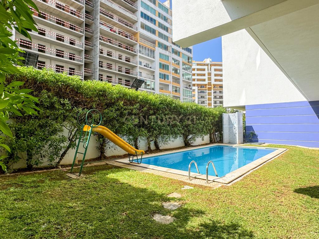 Apartamento T2 Mobilado e Equipado com Piscina e Garagem no Alto do Quintão, Portimão - Image 17