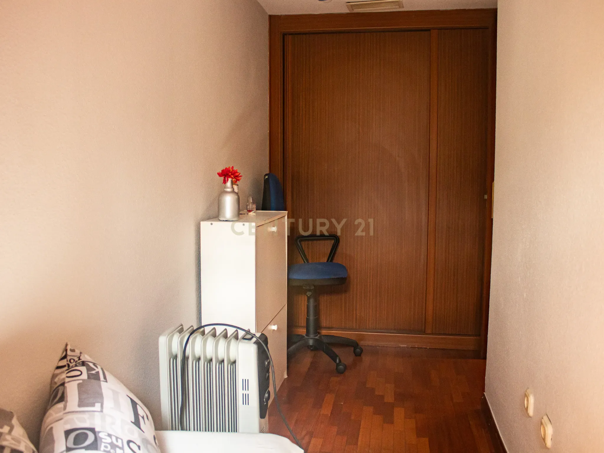 undefined - Image 24