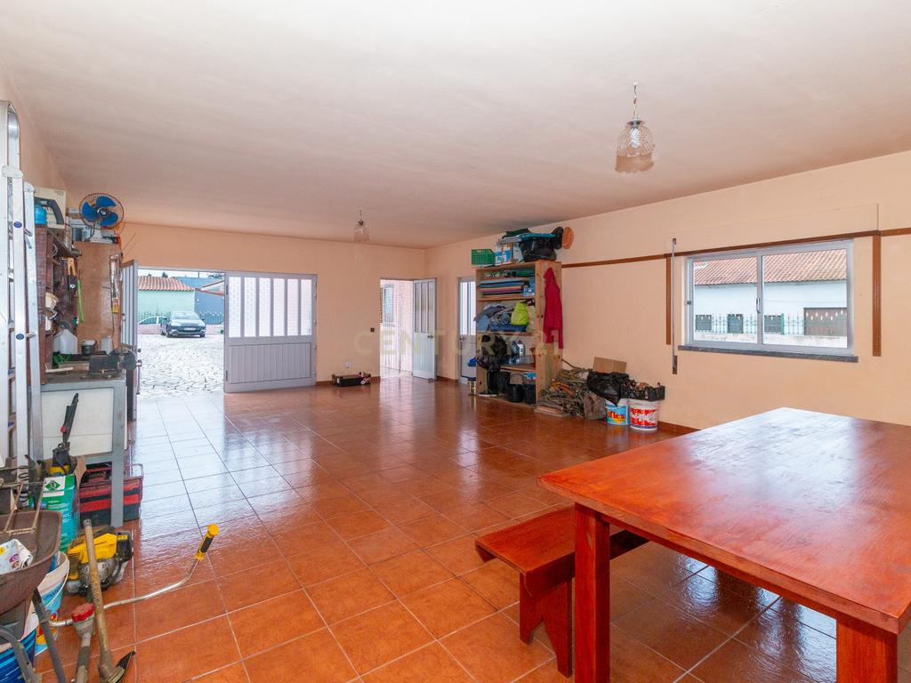 Moradia T3 Térrea  Vieira de Leiria - Image 34
