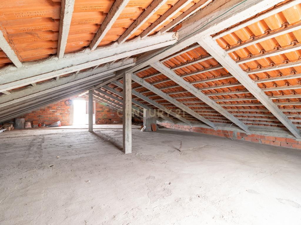 Moradia T3 Térrea  Vieira de Leiria - Image 38