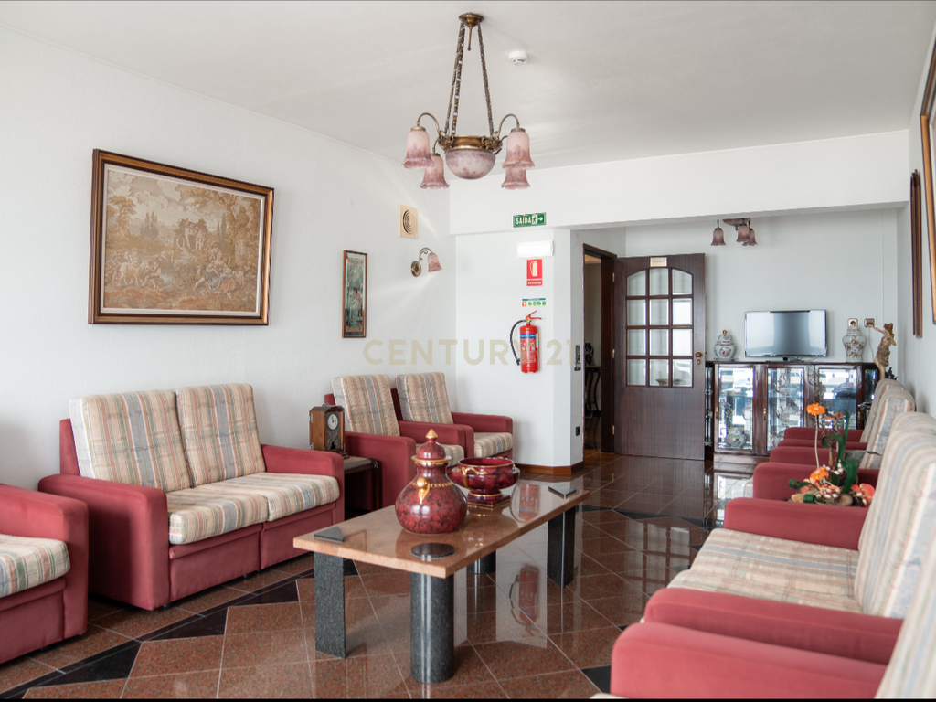 Hotel com 24 Quartos - Praia da Vieira - Leiria - Image 16