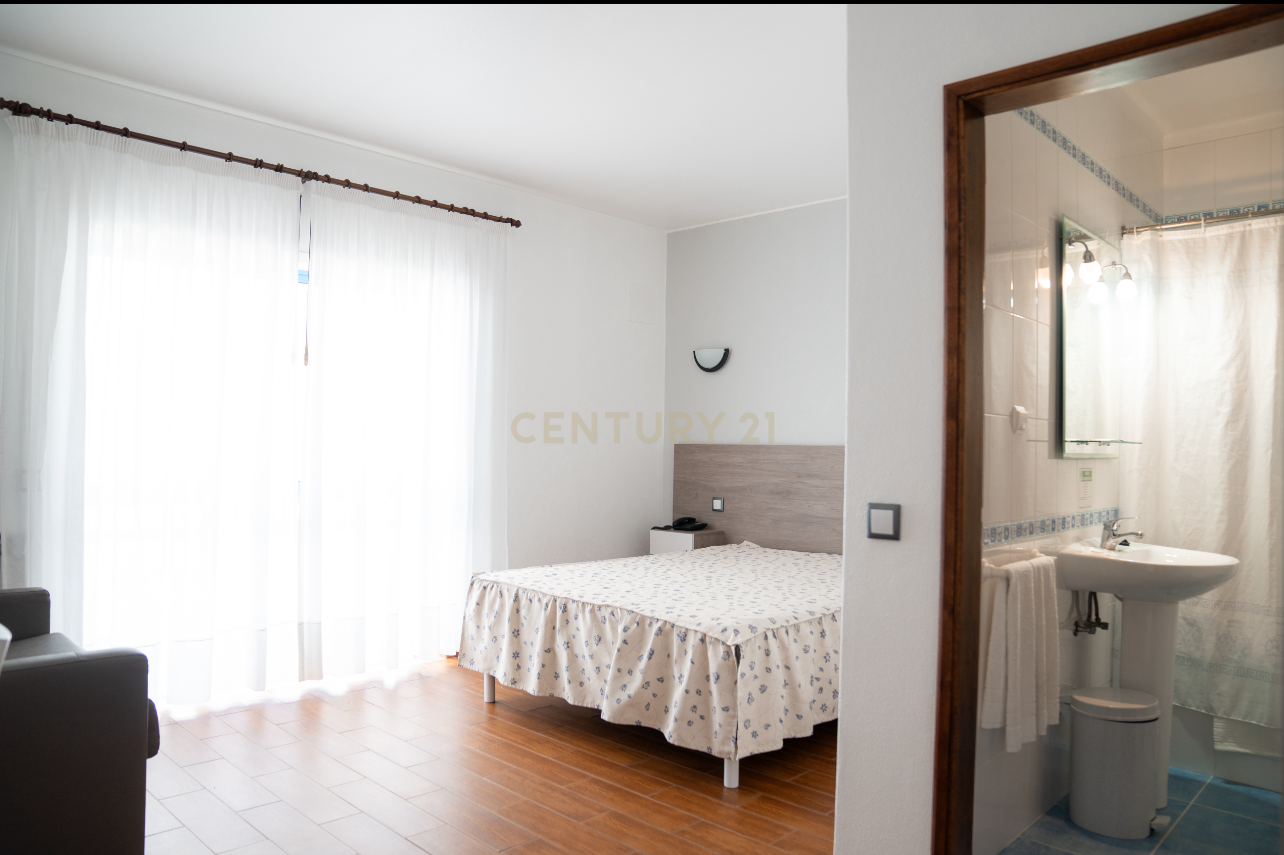 Hotel com 24 Quartos - Praia da Vieira - Leiria - Image 20