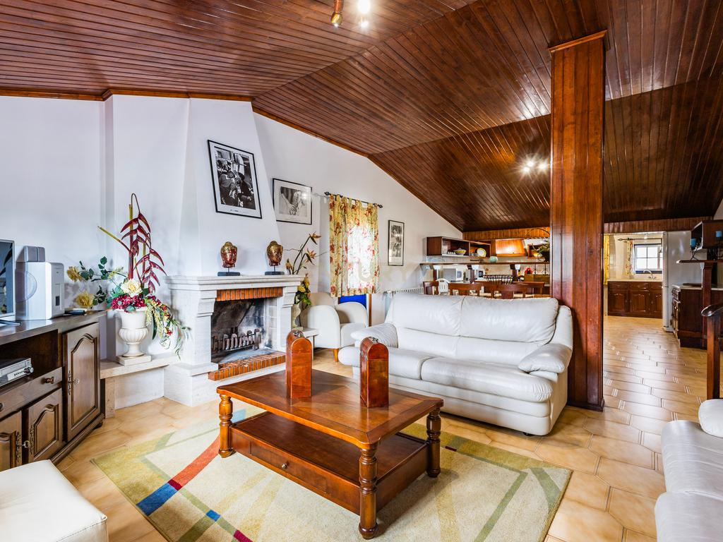 Apartamento T3 II Mobilado II Carvide - Image 2