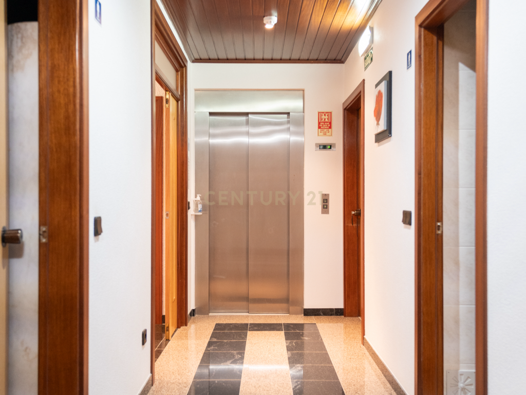 Hotel com 32 Quartos - Vieira de Leiria - Marinha Grande - Image 28
