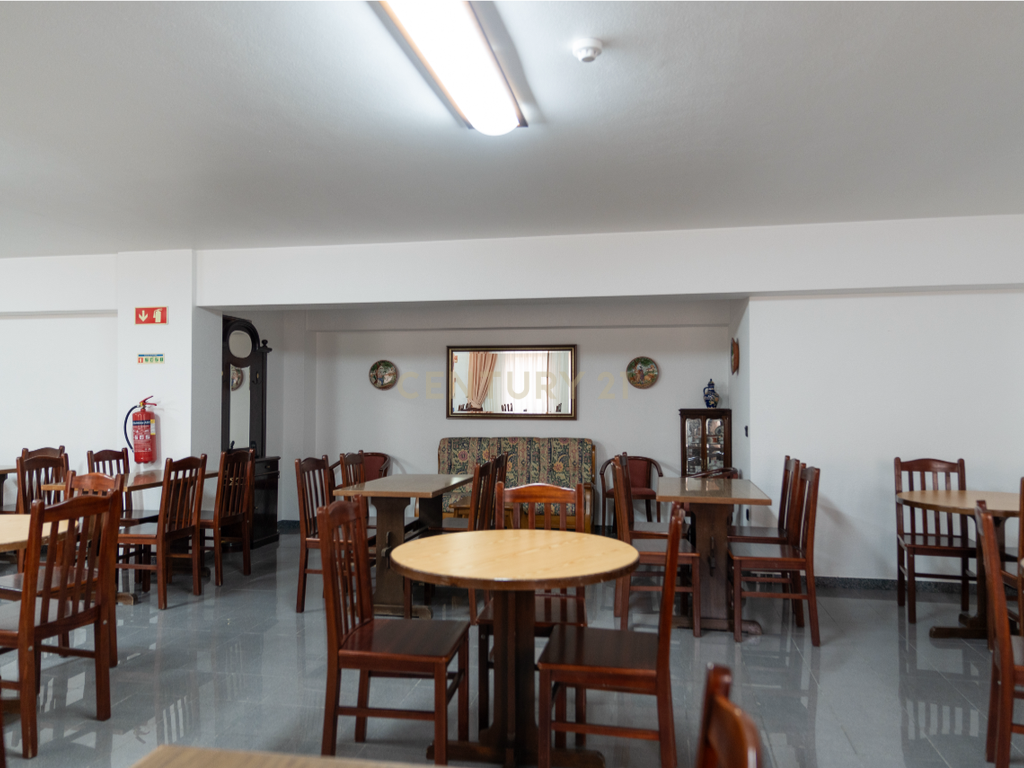 Hotel com 32 Quartos - Vieira de Leiria - Marinha Grande - Image 25