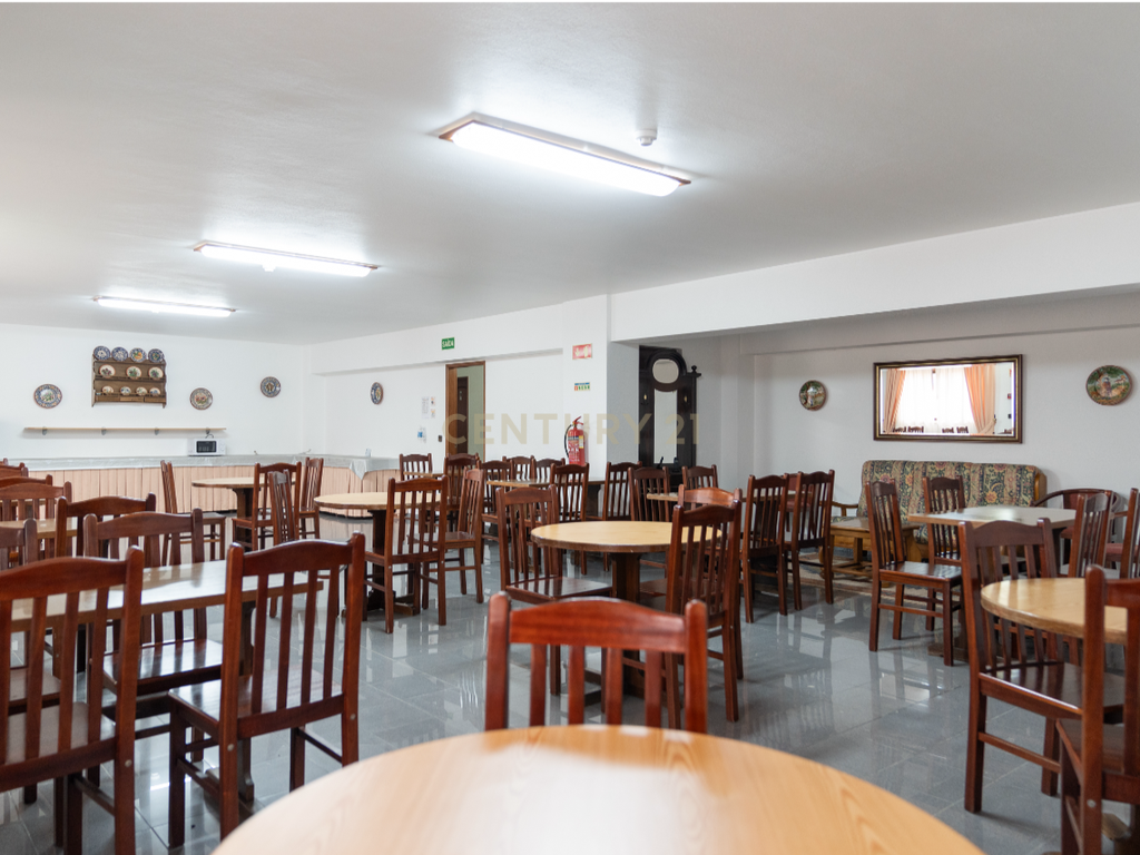 Hotel com 32 Quartos - Vieira de Leiria - Marinha Grande - Image 24