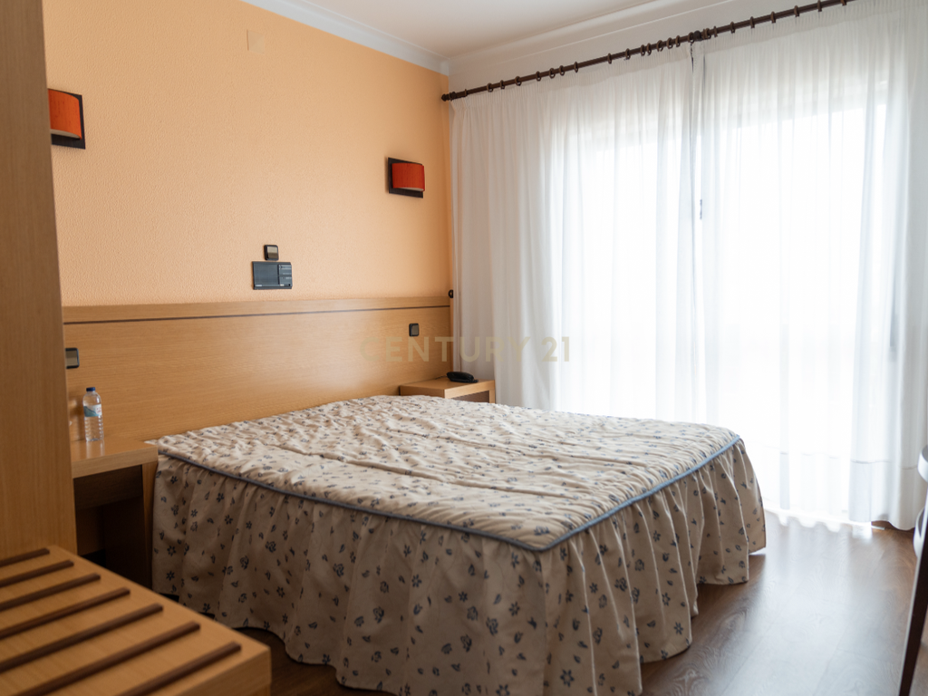 Hotel com 32 Quartos - Vieira de Leiria - Marinha Grande - Image 20