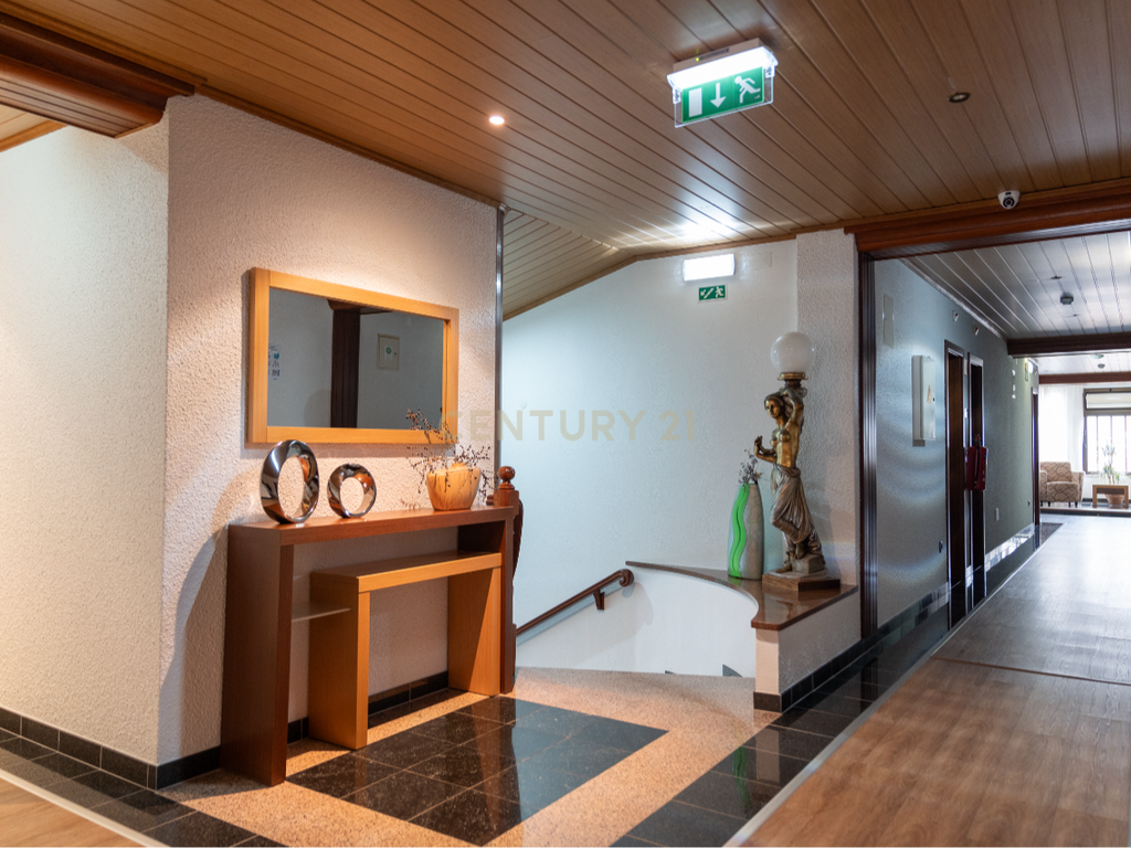 Hotel com 32 Quartos - Vieira de Leiria - Marinha Grande - Image 12
