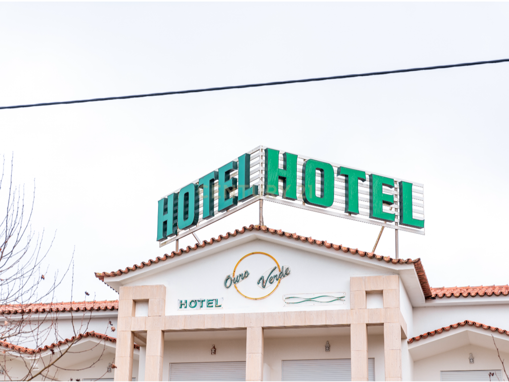 Hotel com 32 Quartos - Vieira de Leiria - Marinha Grande - Image 6