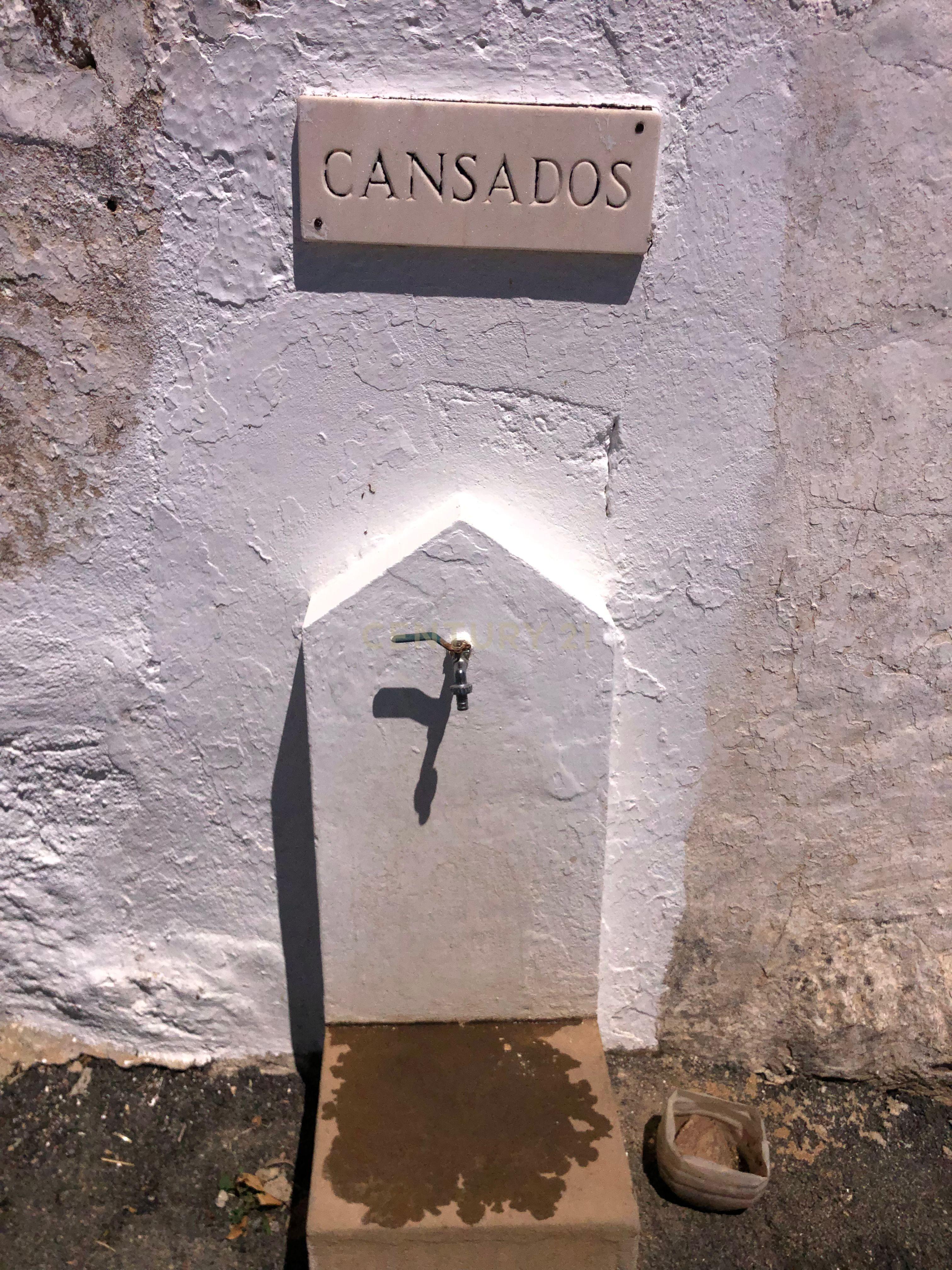 Casa terrea com anexo em ruina - Image 29