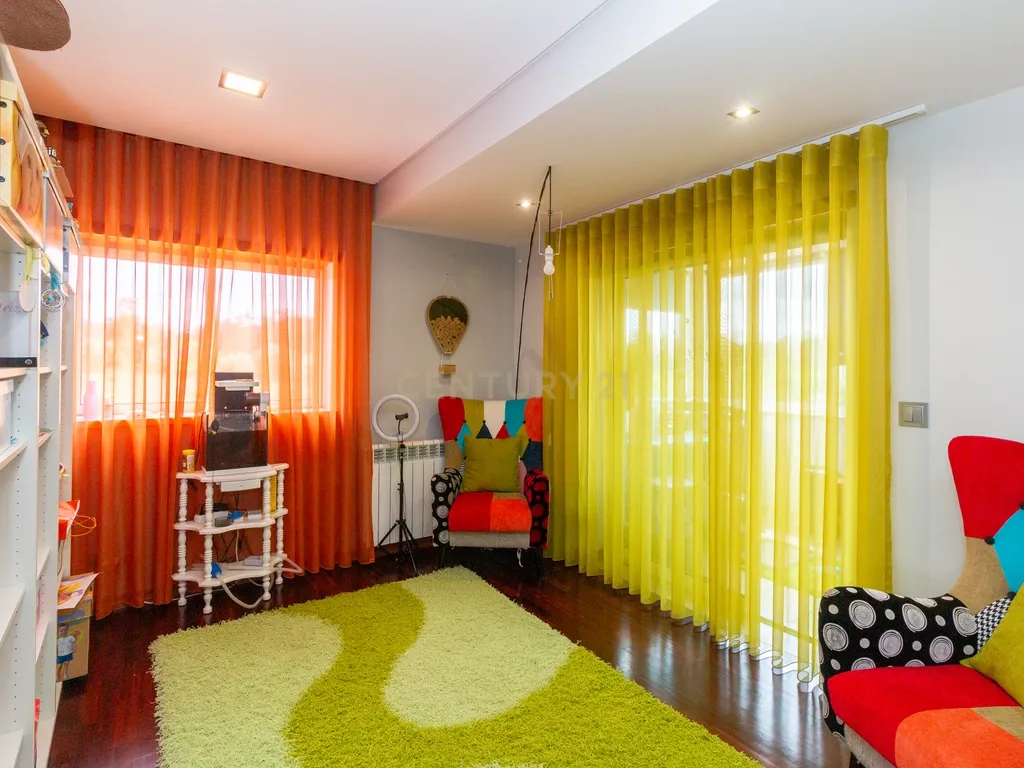 Moradia de Luxo T4, Rua da Romeirinha, Regueira de Pontes! - Image 34