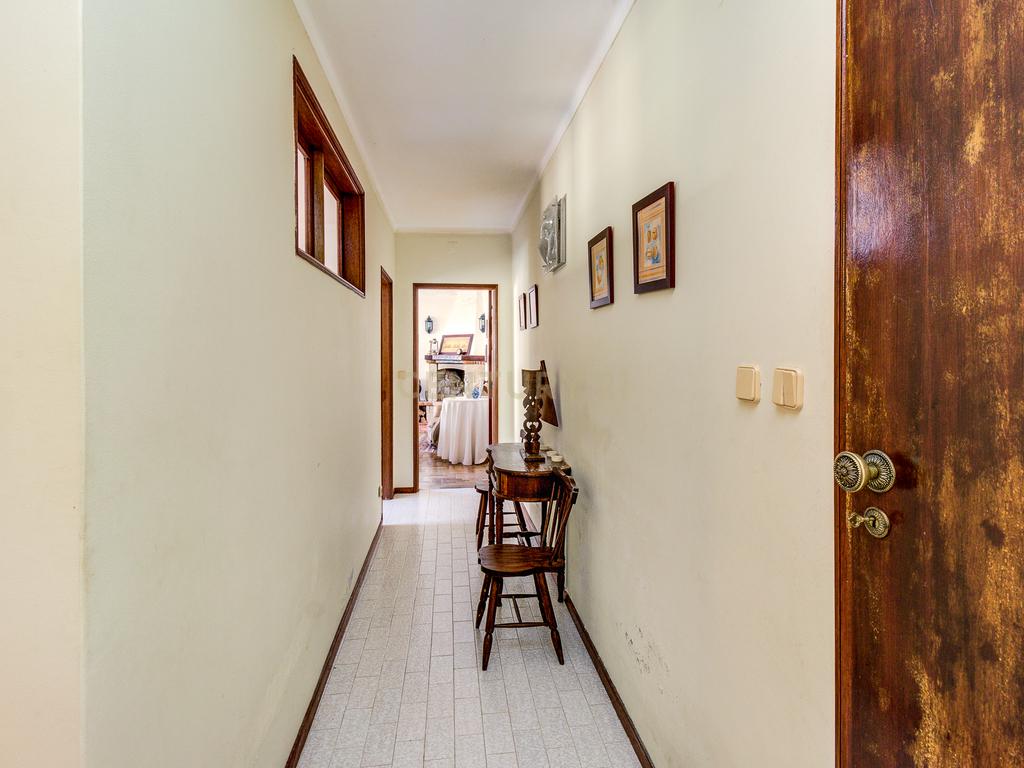 Moradia 6 assoalhadas, 195m2 área construção, 672m2 terreno, com anexo T1 - Image 12