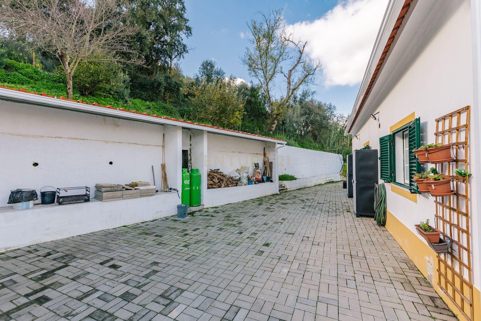 Moradia T3 em Mora - Vista planície alentejana a uma hora de Lisboa - Image 36