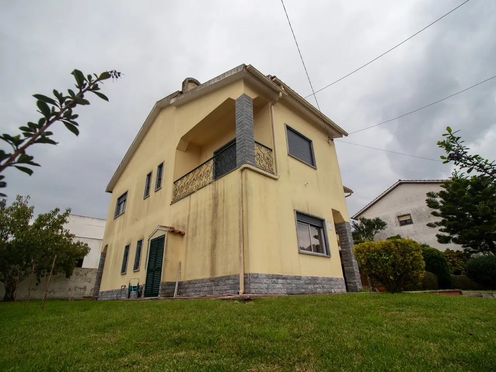 Moradia T3 - Venda do Pinheiro - Mafra - Image 34
