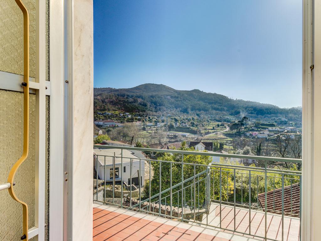 Moradia 6 assoalhadas, 195m2 área construção, 672m2 terreno, com anexo T1 - Image 27