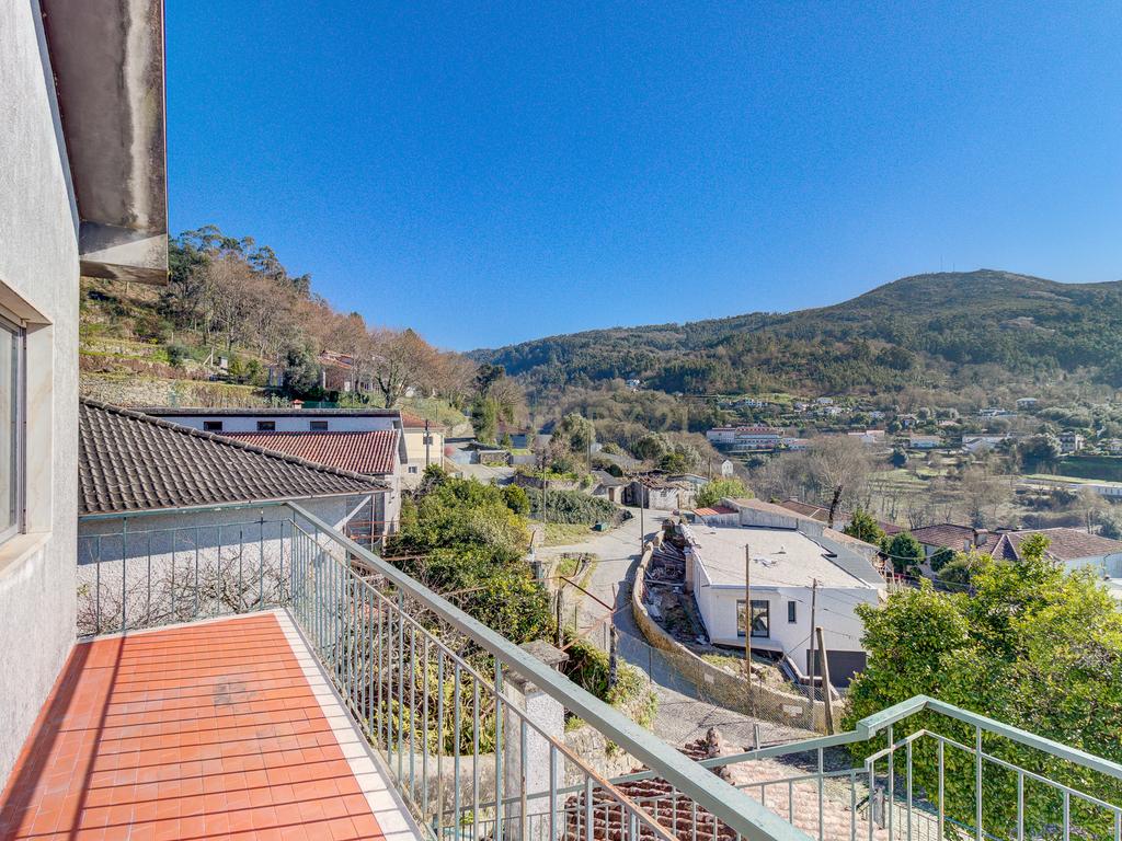 Moradia 6 assoalhadas, 195m2 área construção, 672m2 terreno, com anexo T1 - Image 30