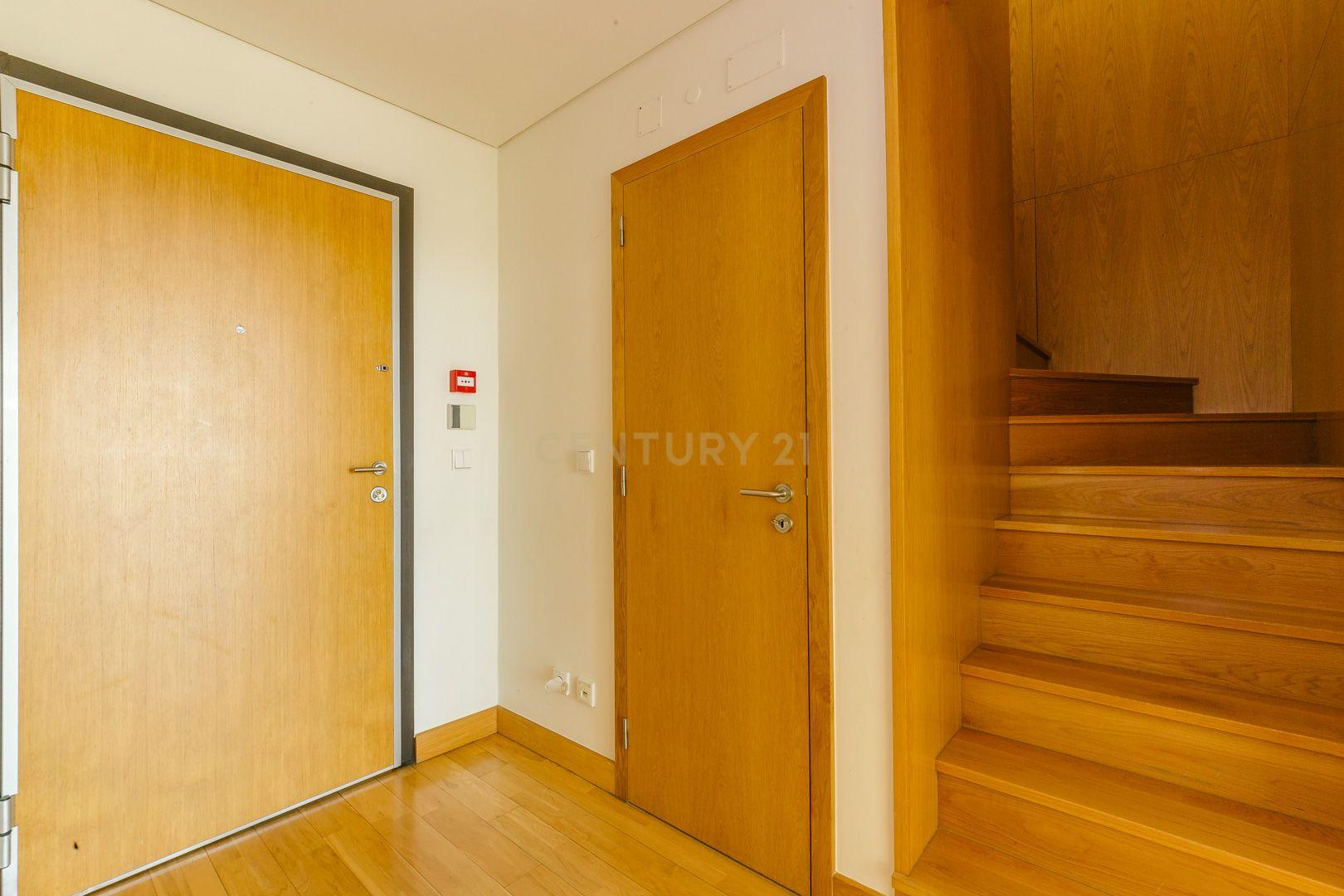 T3 Duplex LUXO Torre São Rafael - 21º andar VISTA RIO - Image 19