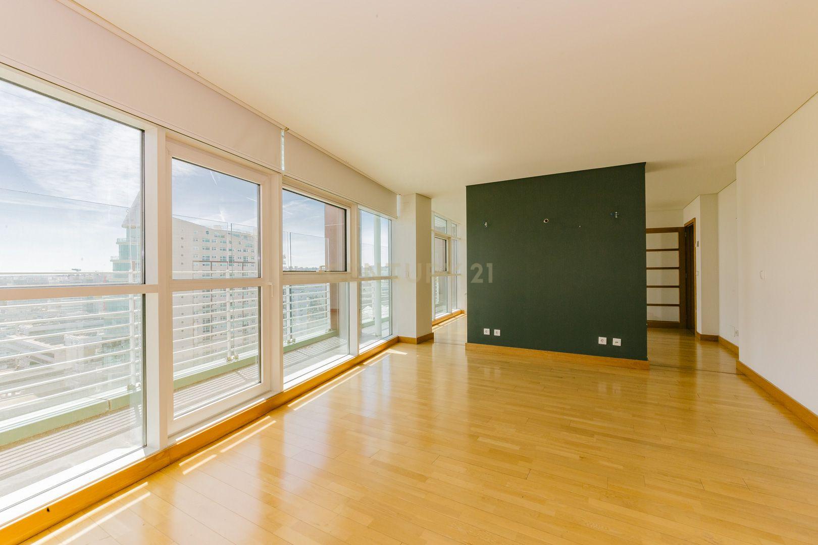 T3 Duplex LUXO Torre São Rafael - 21º andar VISTA RIO - Image 5