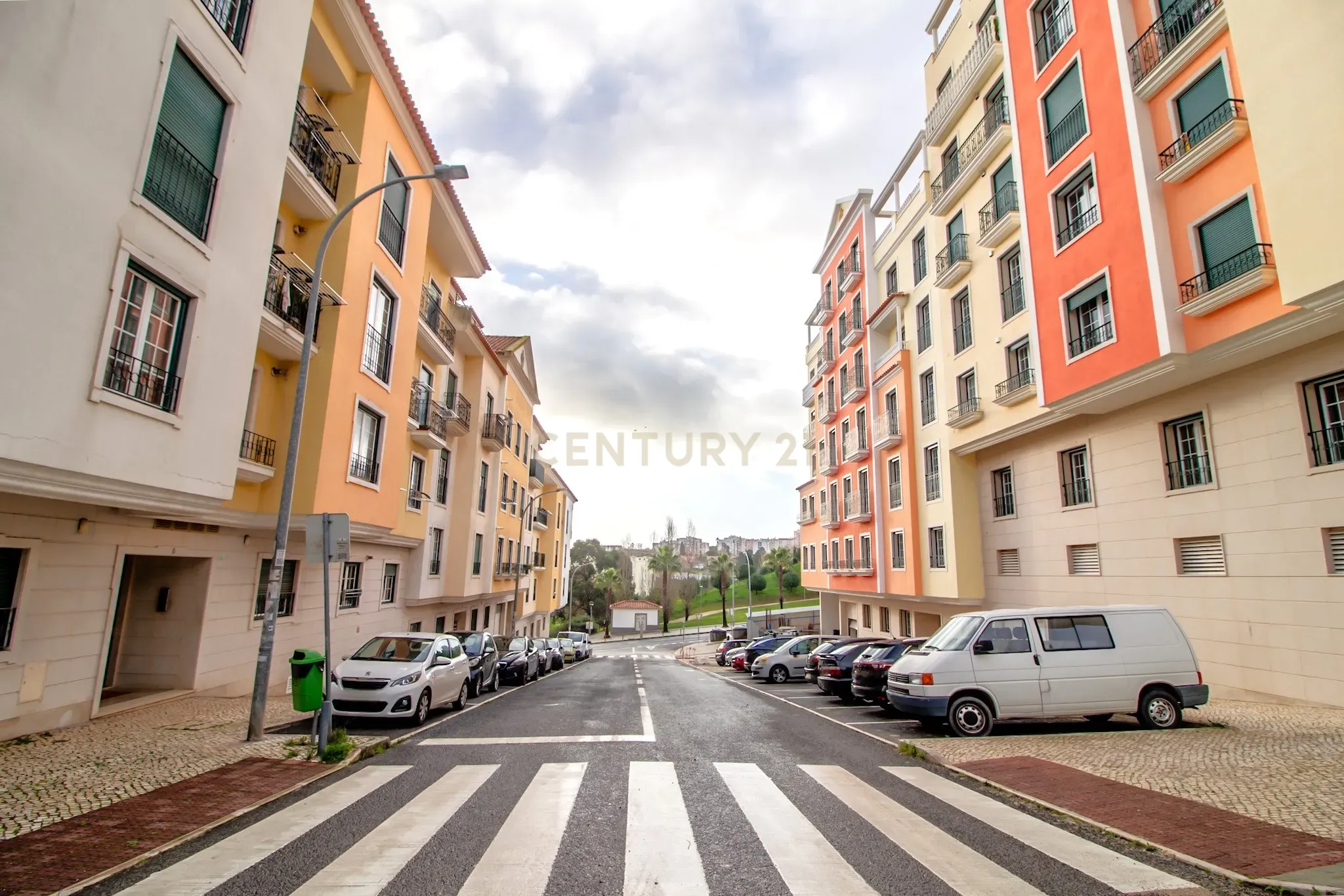 T2 Urbanização Neudel a estrear - Construção Nova - Image 3