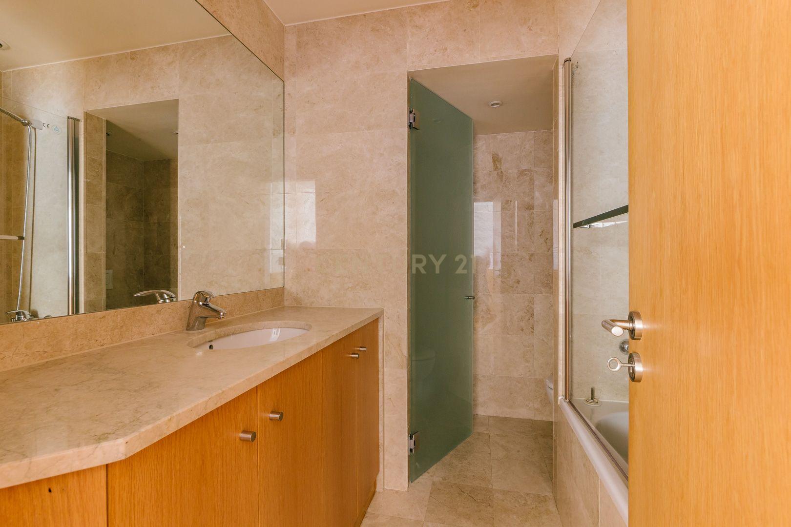T3 Duplex LUXO Torre São Rafael - 21º andar VISTA RIO - Image 34