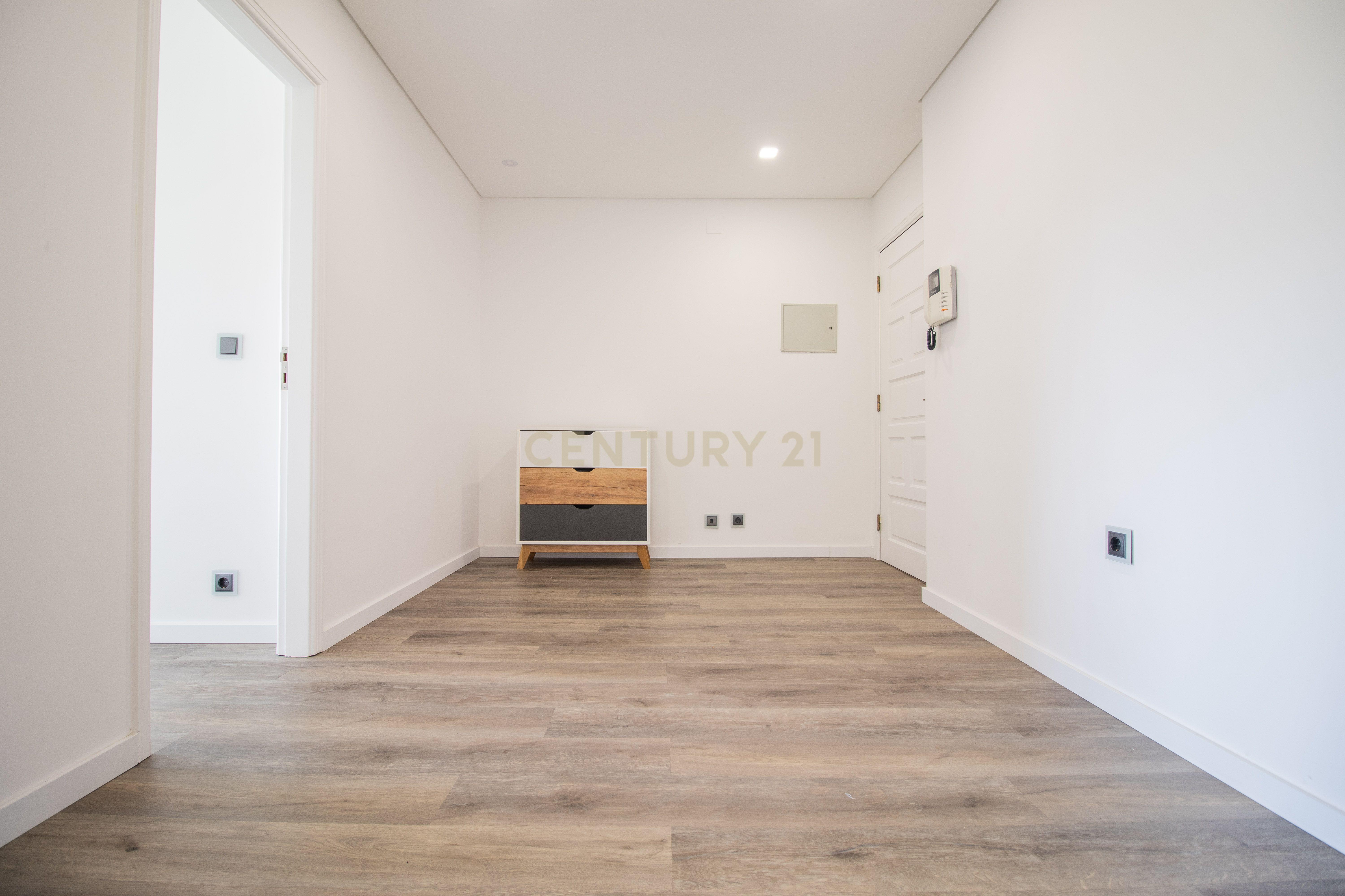 Apartamento T2 em RC elevado, a 500 metros da Praia Buarcos - Figueira da Foz - Image 6