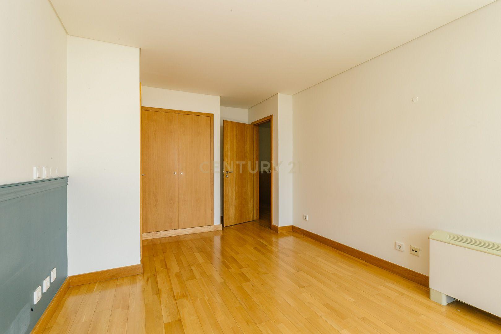 T3 Duplex LUXO Torre São Rafael - 21º andar VISTA RIO - Image 29