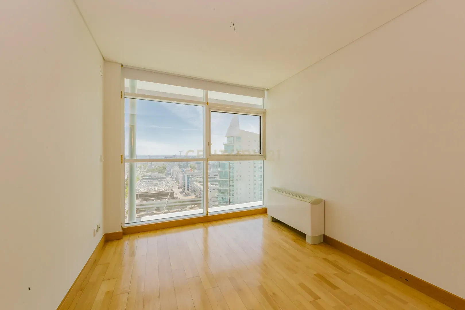 T3 Duplex LUXO Torre São Rafael - 21º andar VISTA RIO - Image 30