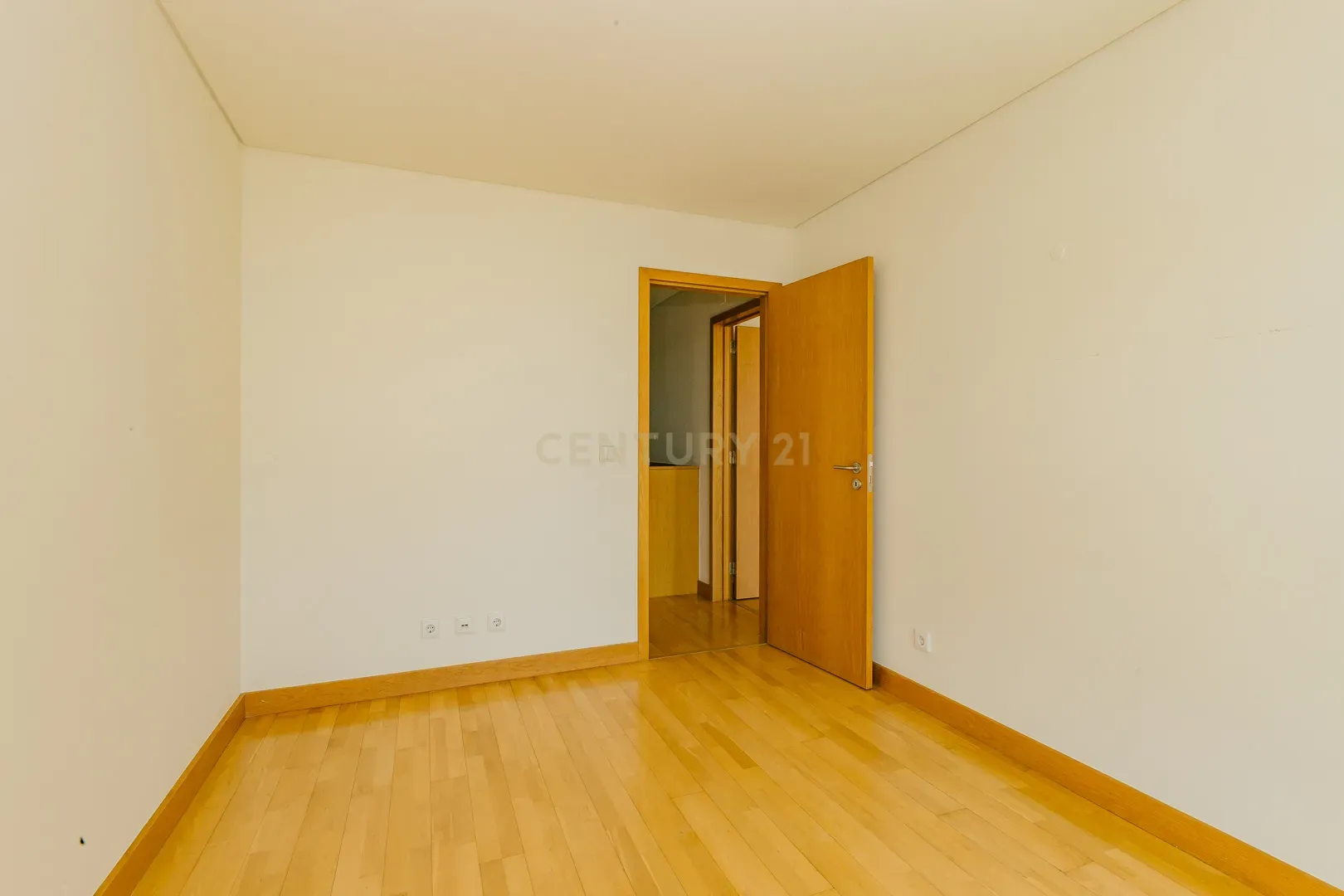 T3 Duplex LUXO Torre São Rafael - 21º andar VISTA RIO - Image 32