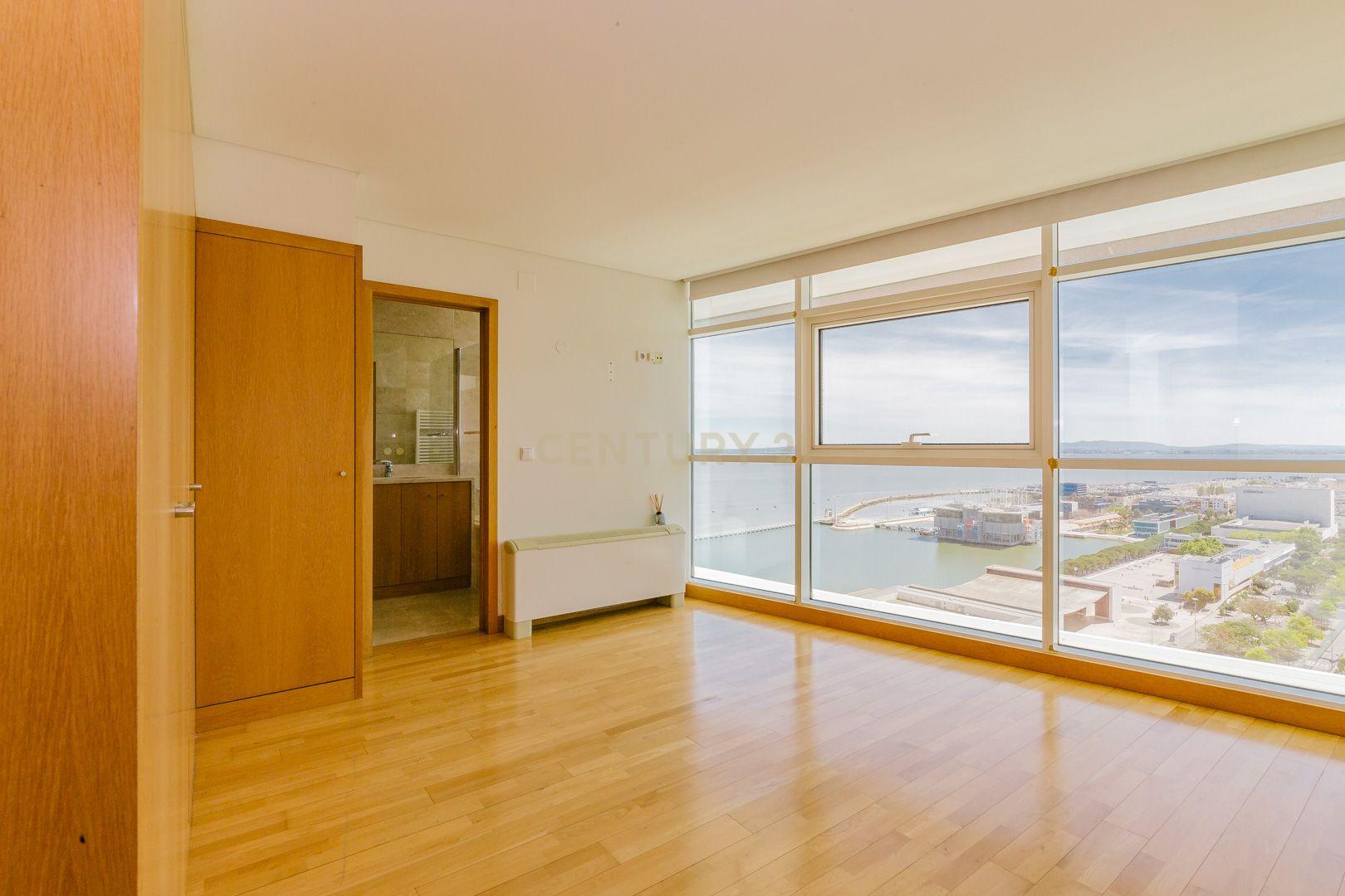 T3 Duplex LUXO Torre São Rafael - 21º andar VISTA RIO - Image 22