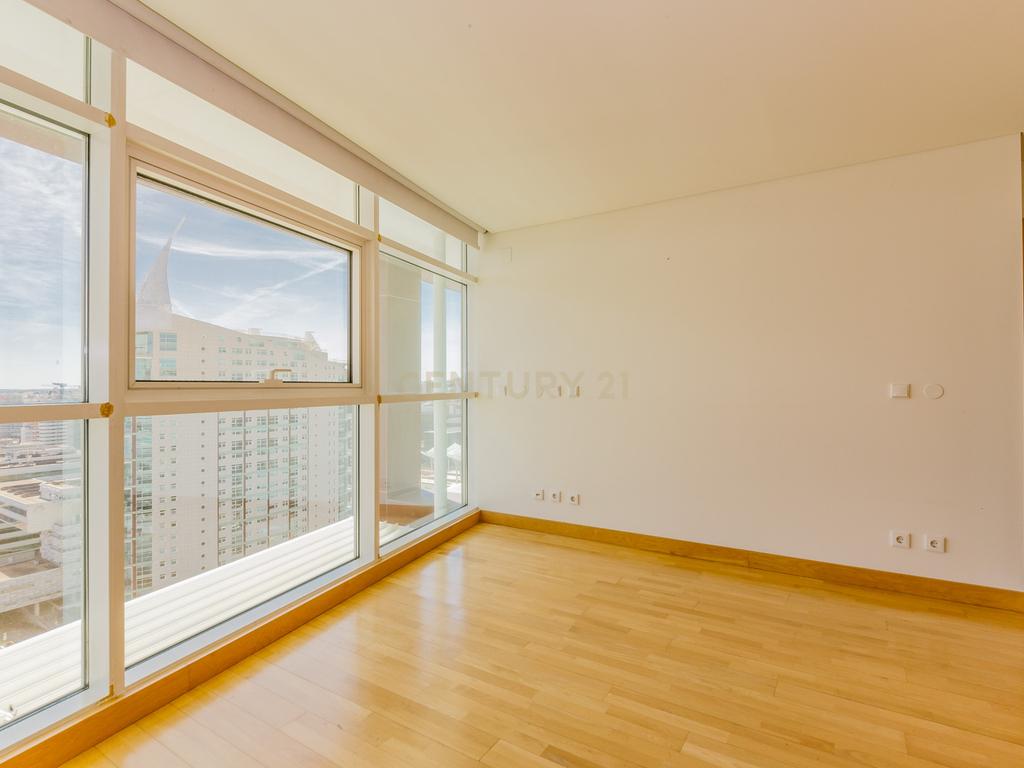 T3 Duplex LUXO Torre São Rafael - 21º andar VISTA RIO - Image 24