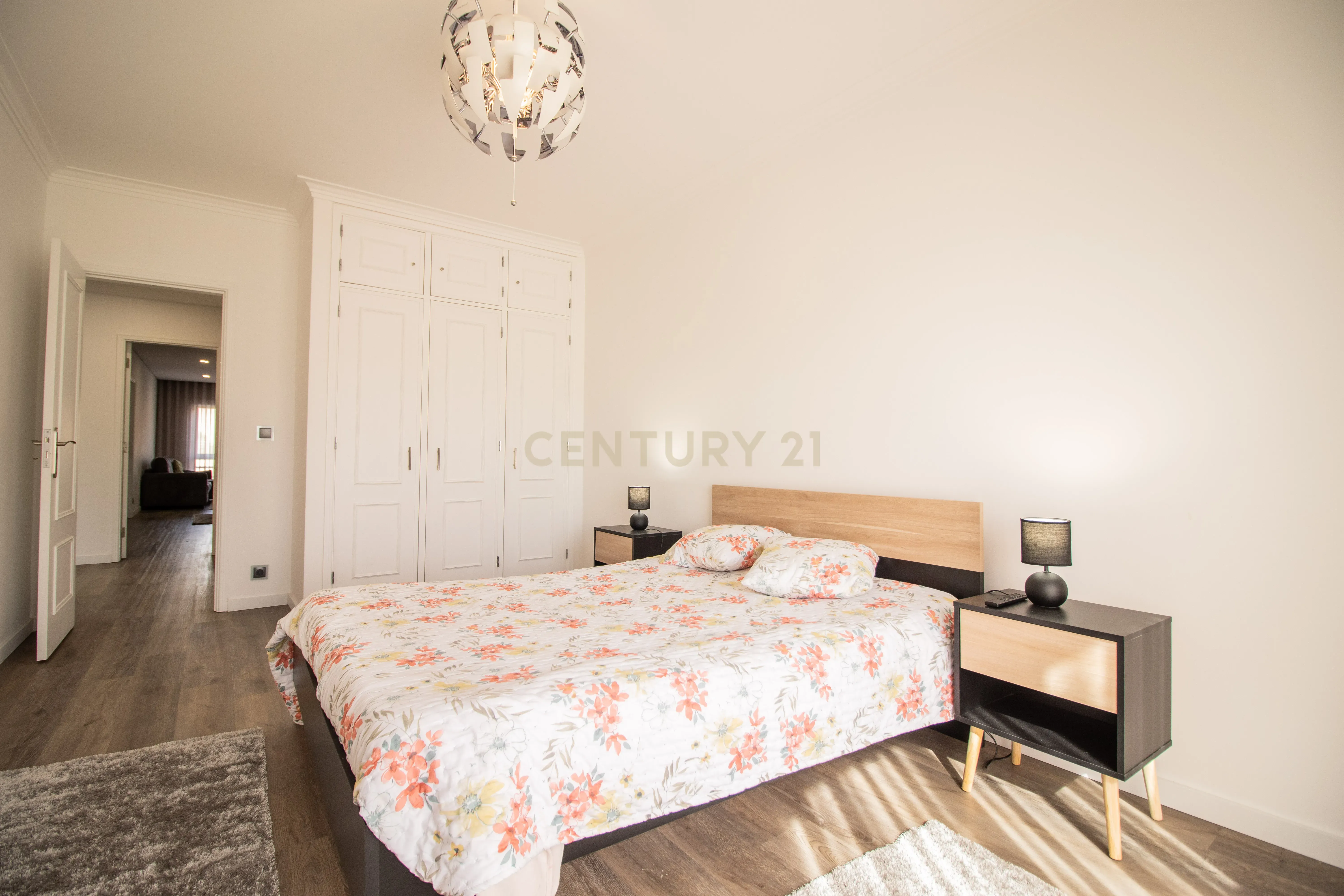 Apartamento T2 em RC elevado, a 500 metros da Praia Buarcos - Figueira da Foz - Image 2