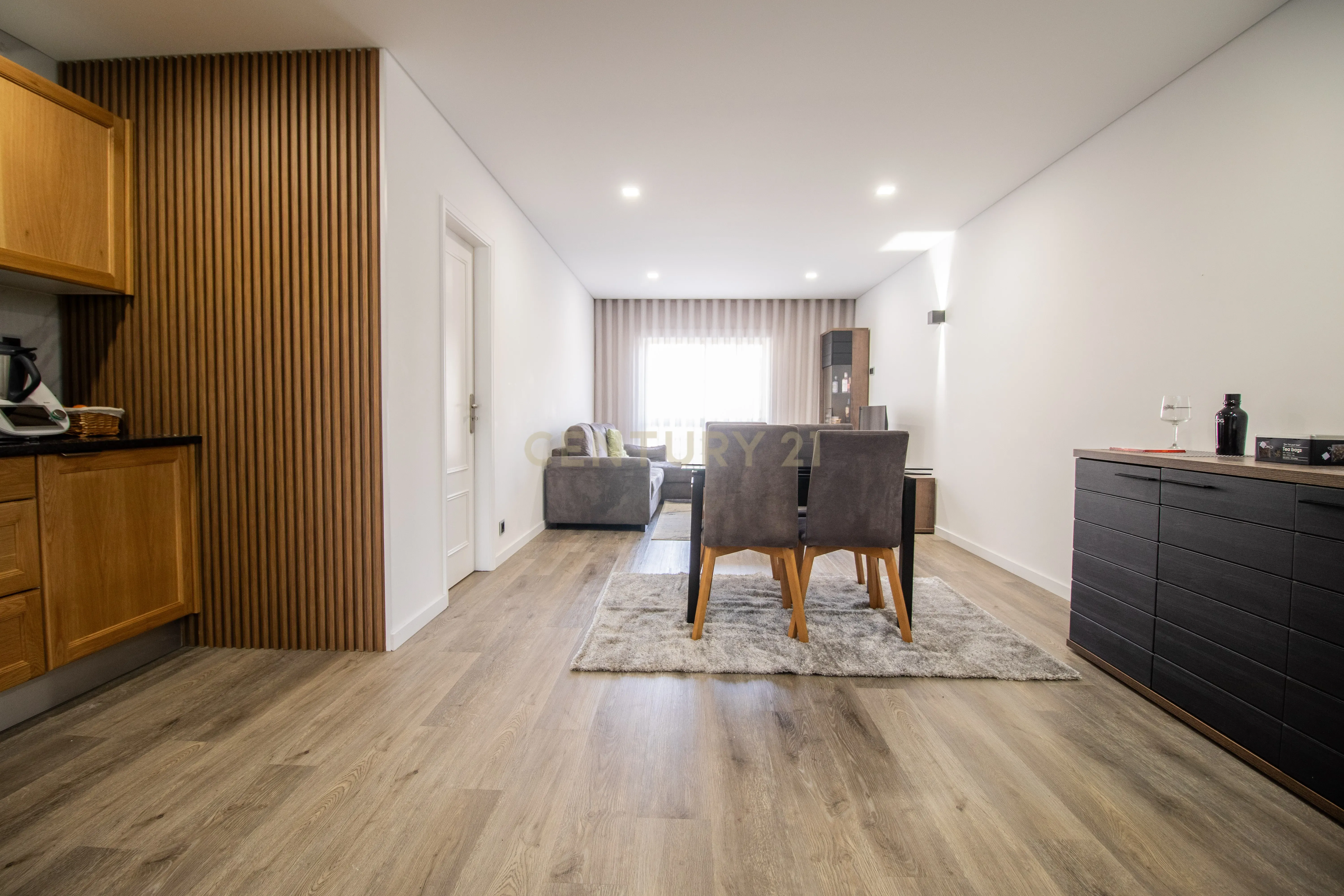 Apartamento T2 em RC elevado, a 500 metros da Praia Buarcos - Figueira da Foz - Image 15