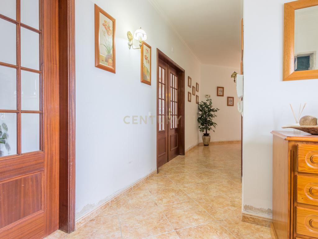 Moradia T5 Penteado - Image 13
