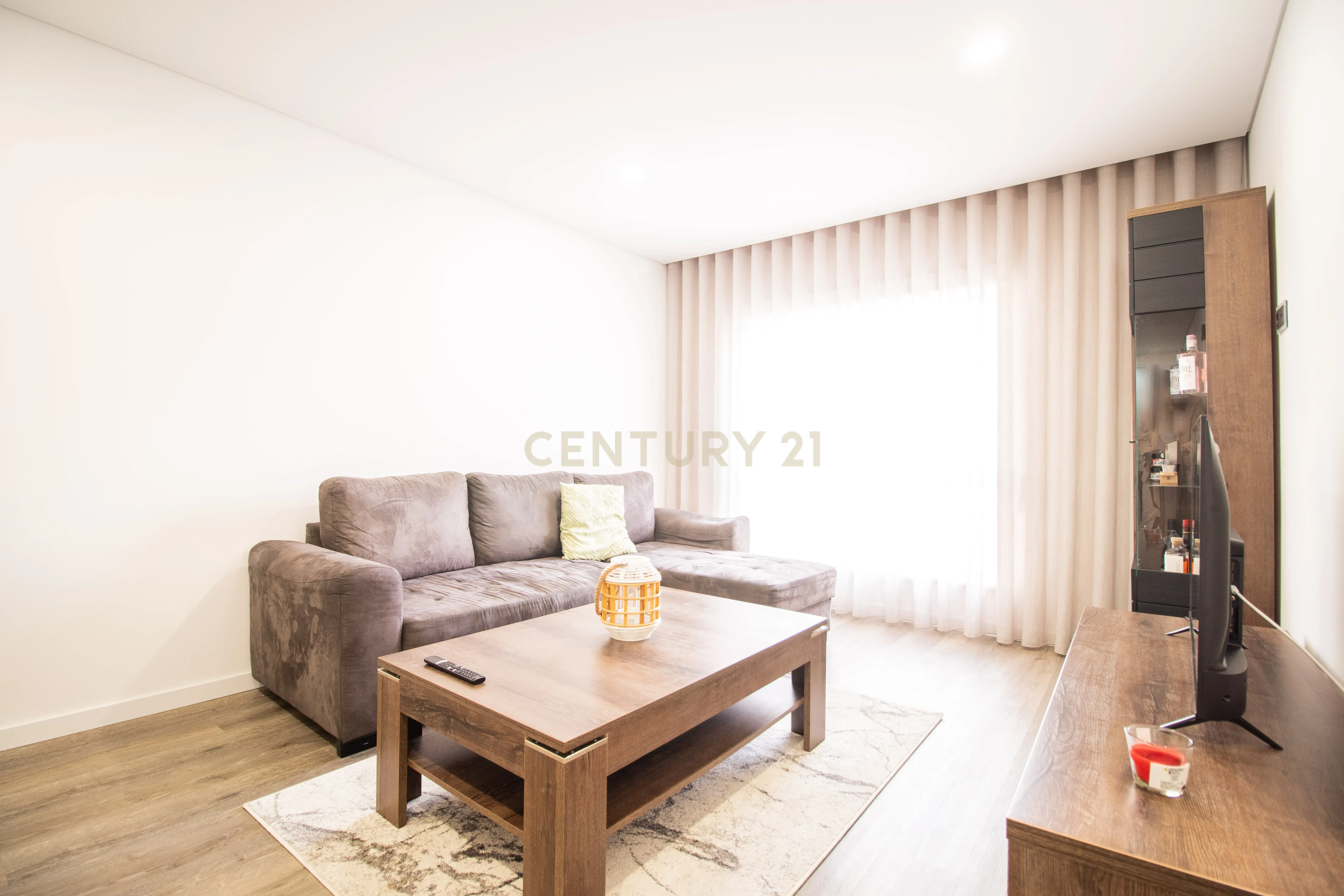 Apartamento T2 em RC elevado, a 500 metros da Praia Buarcos - Figueira da Foz - Image 20
