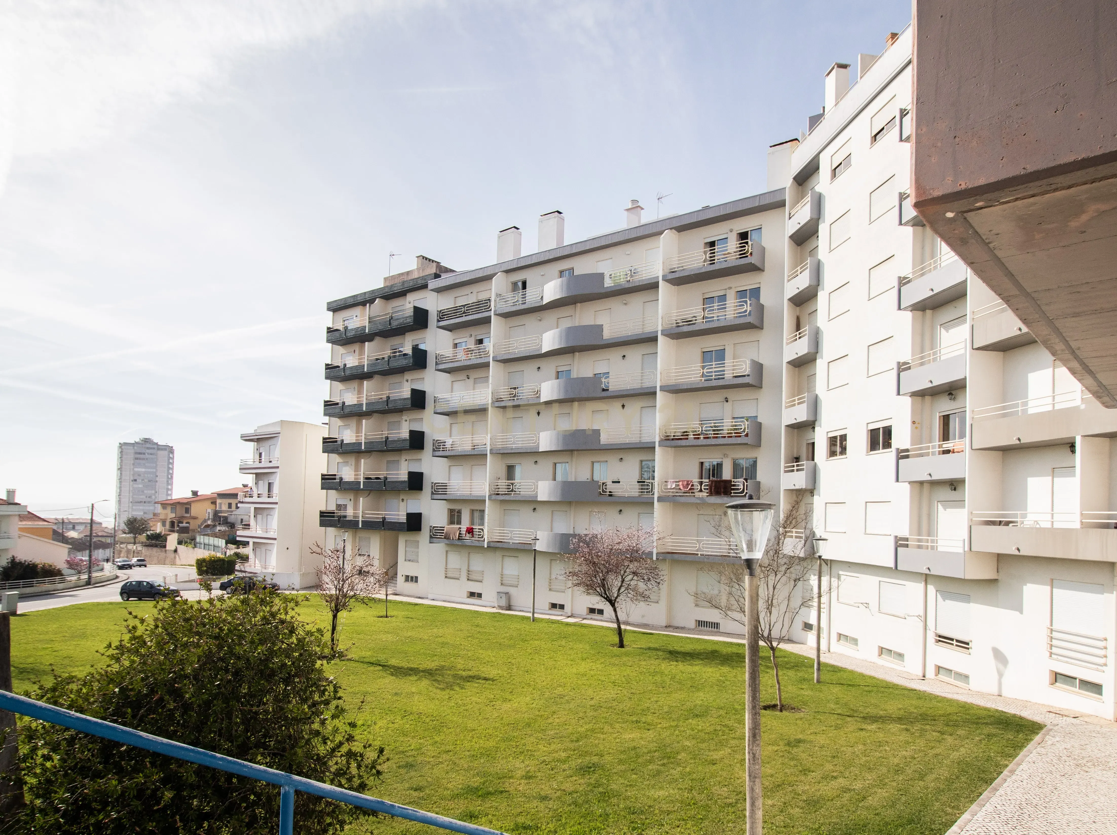 Apartamento T2 em RC elevado, a 500 metros da Praia Buarcos - Figueira da Foz - Image 25