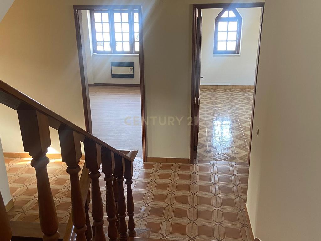 Moradia localizada em zona central da vila de Alcains - Castelo Branco - Image 24