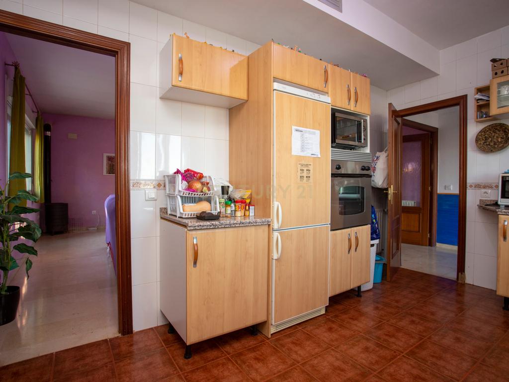 undefined - Image 23