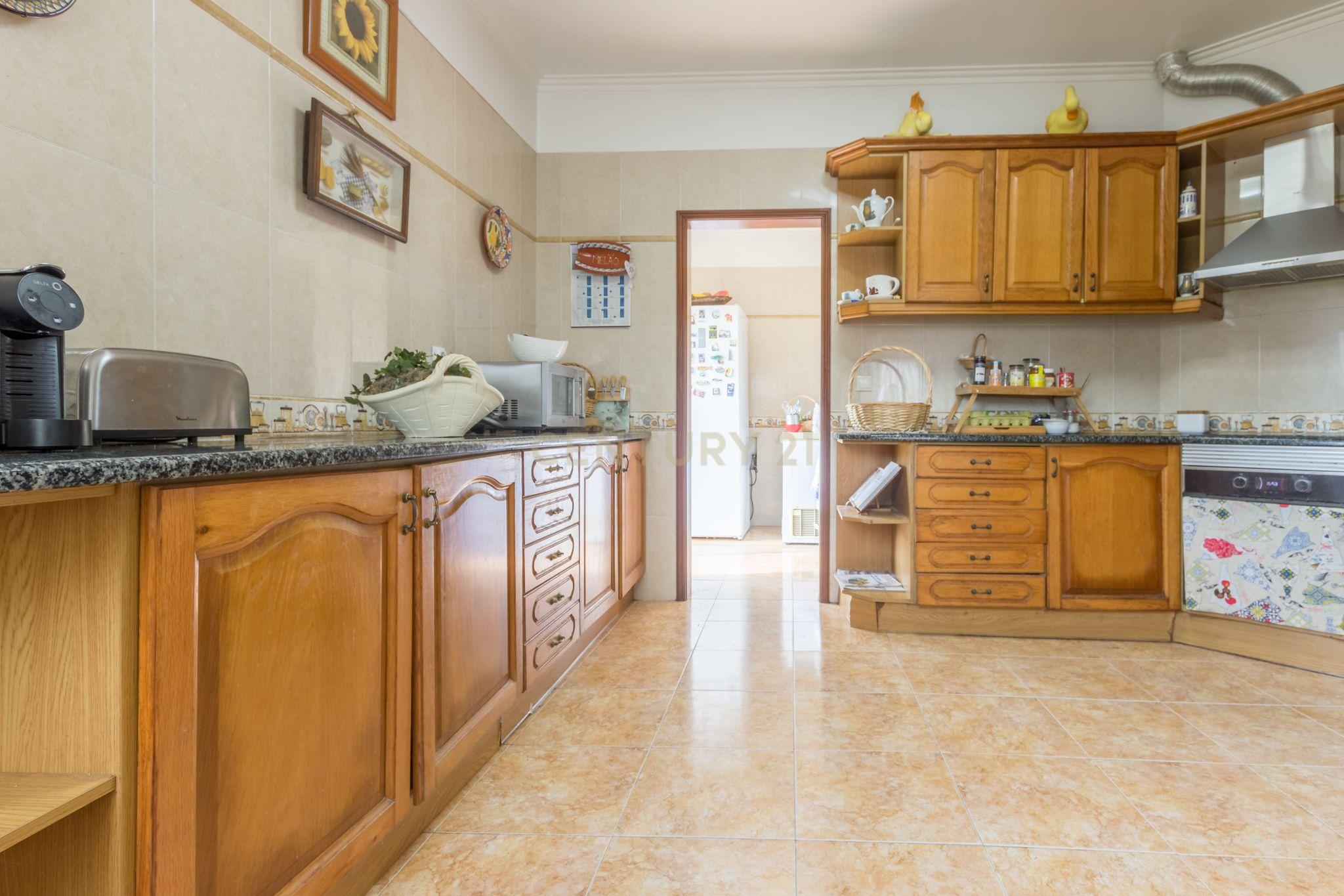 Moradia T5 Penteado - Image 11