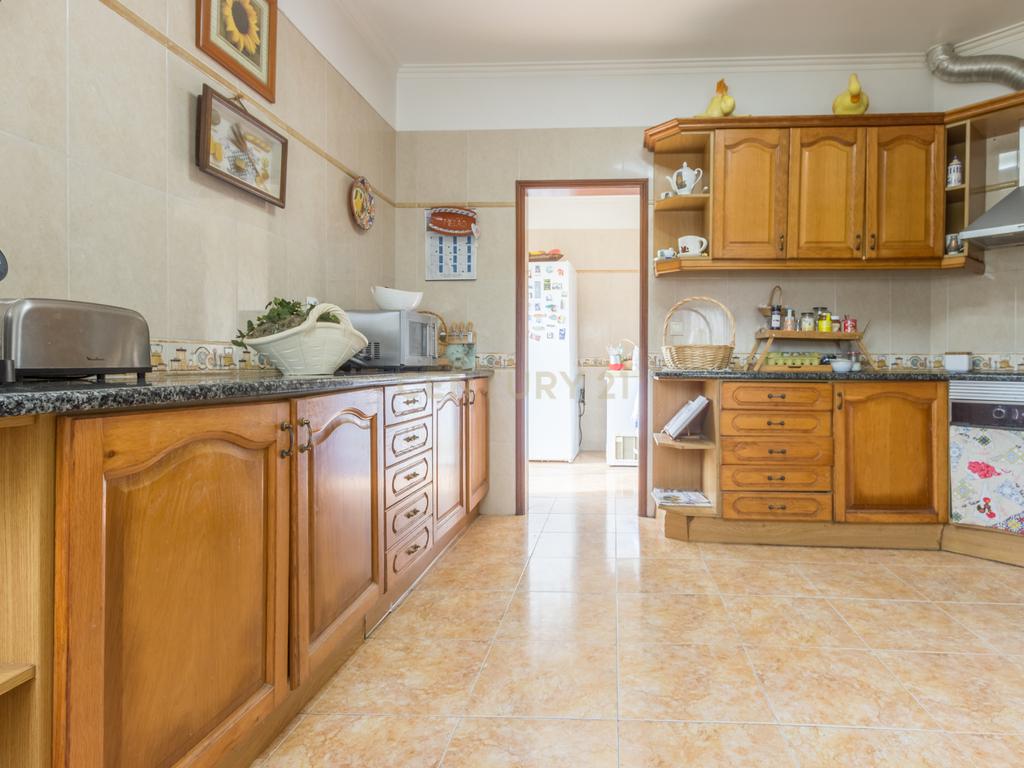 Moradia T5 Penteado - Image 11