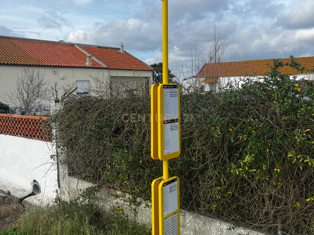 Moradia em ruinas em terreno de 2 304m2 Aroeira/Poceirão e Marateca/Palmela - Image 11