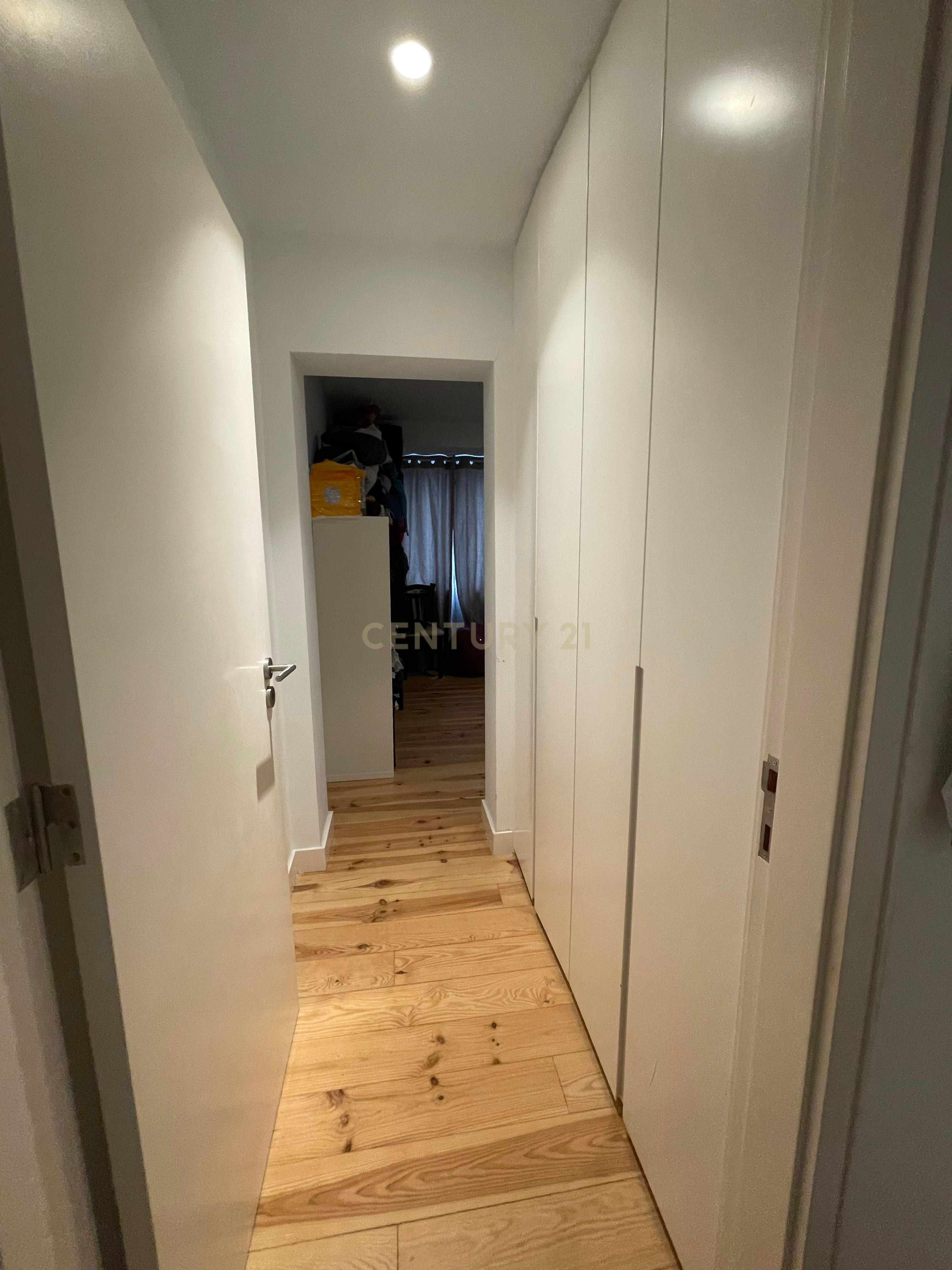 Apartamento T3 para venda na Baixa de Lisboa - Image 8
