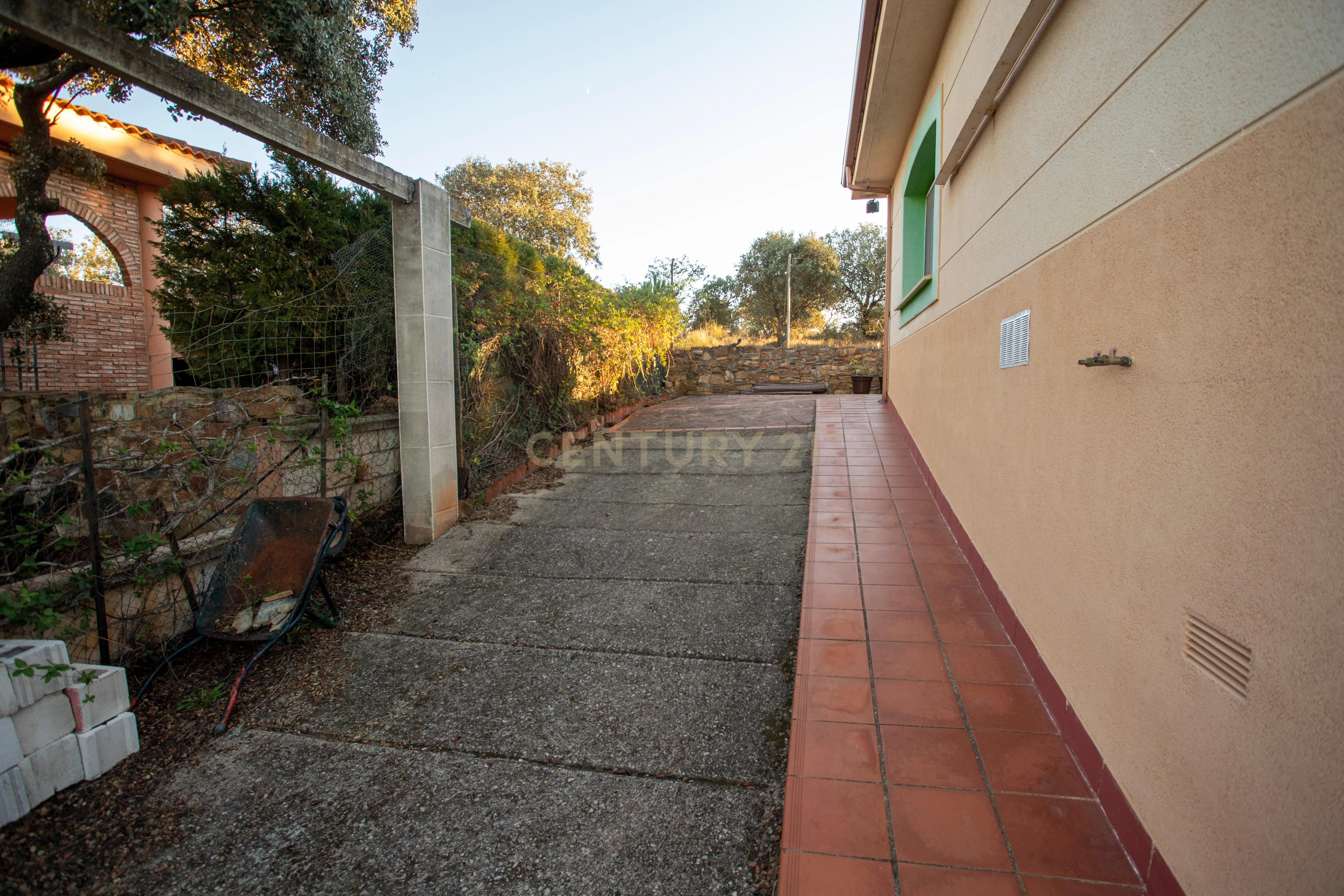 undefined - Image 10