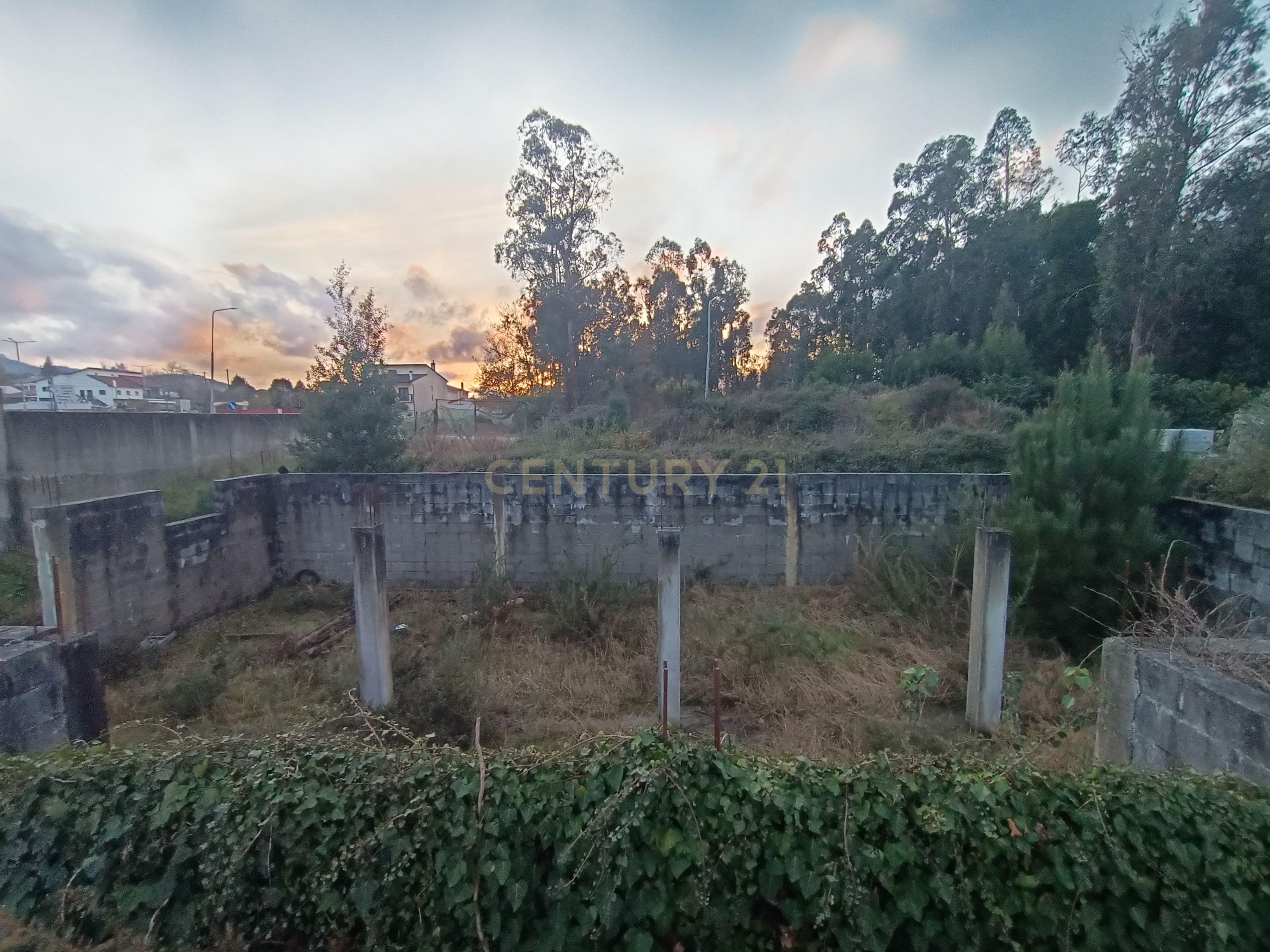 Terreno para construção c/ benfeitoria em Geraz do Lima - Image 10