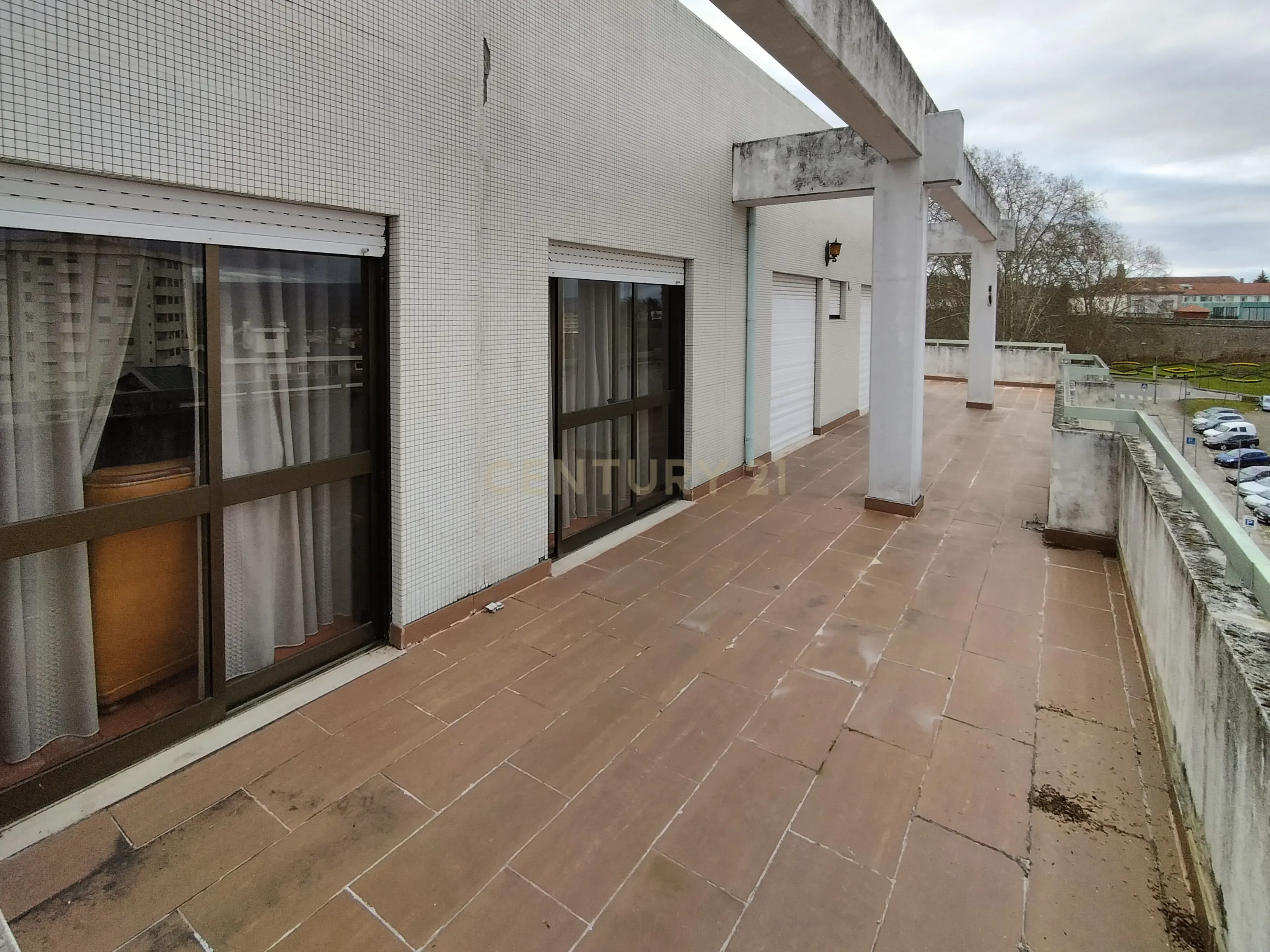 Apartamento de cobertura no centro da cidade - Image 5